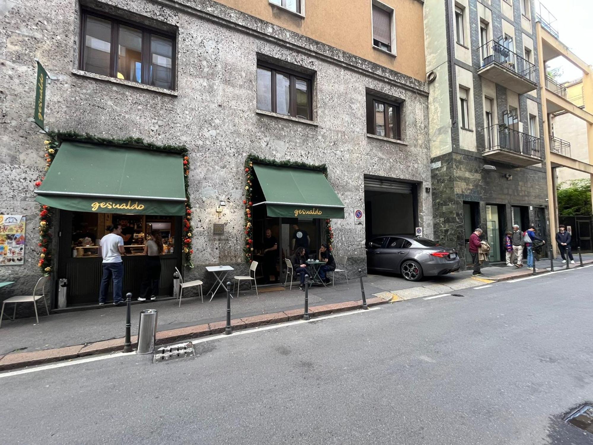 Downtown Apartment Milan Bagian luar foto