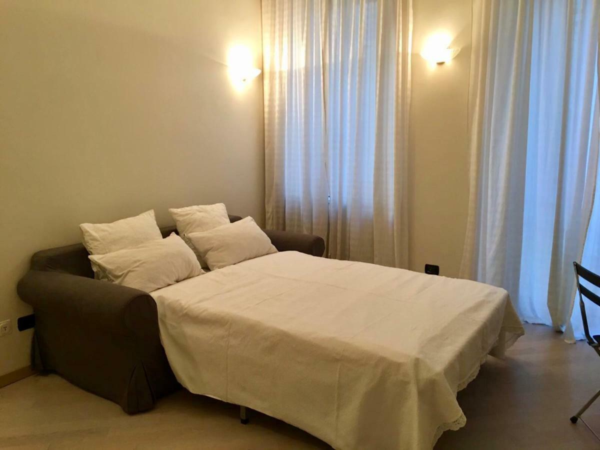 Downtown Apartment Milan Bagian luar foto