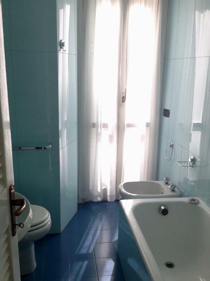 Downtown Apartment Milan Bagian luar foto