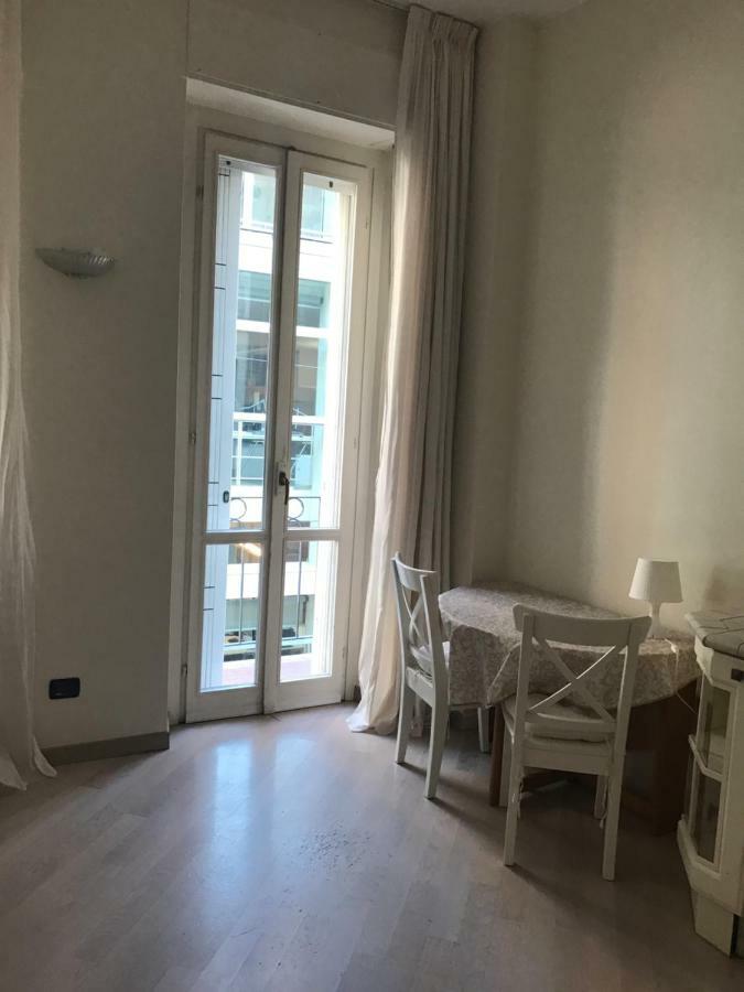 Downtown Apartment Milan Bagian luar foto